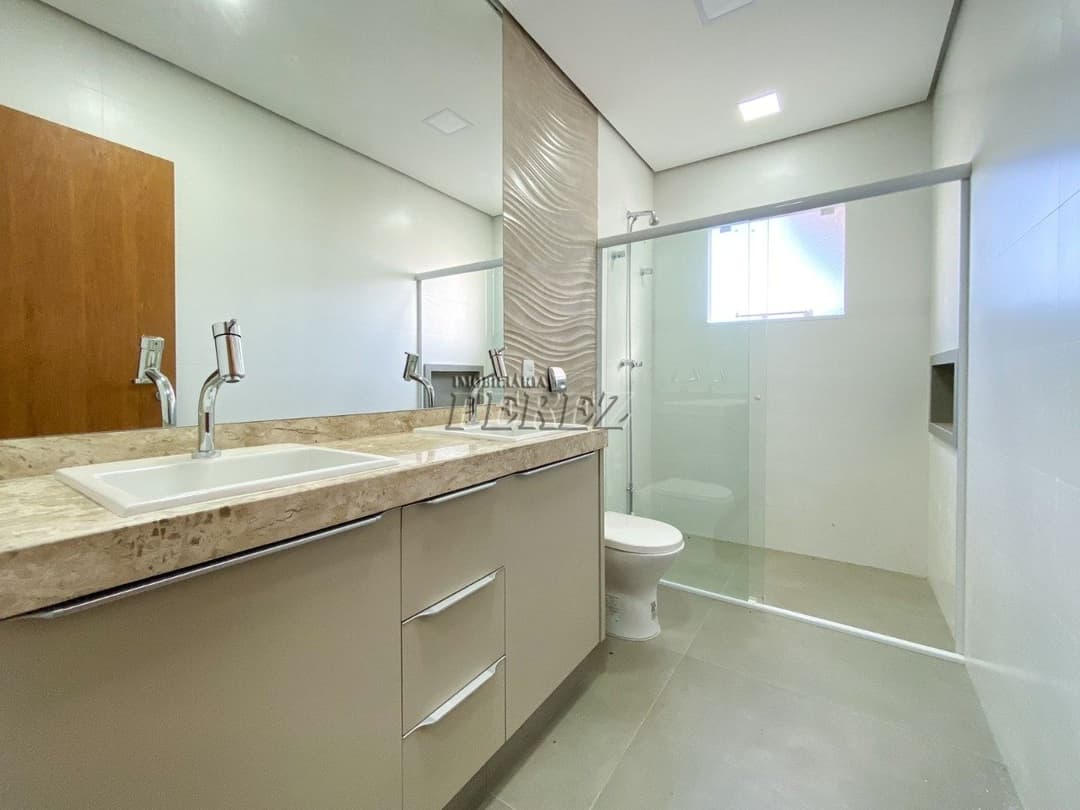 Casa de Alto Padrão no Condomínio Alphaville II - Foto 11