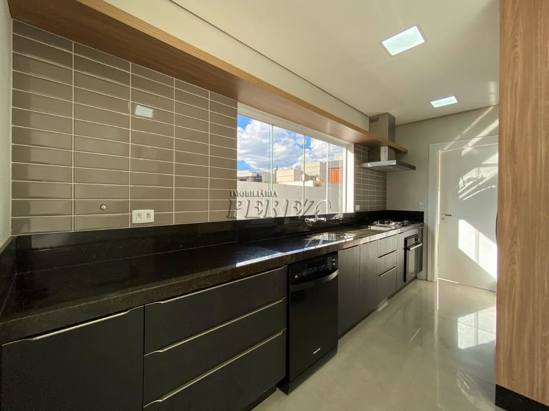 Casa de Alto Padrão no Condomínio Alphaville II - Foto 8