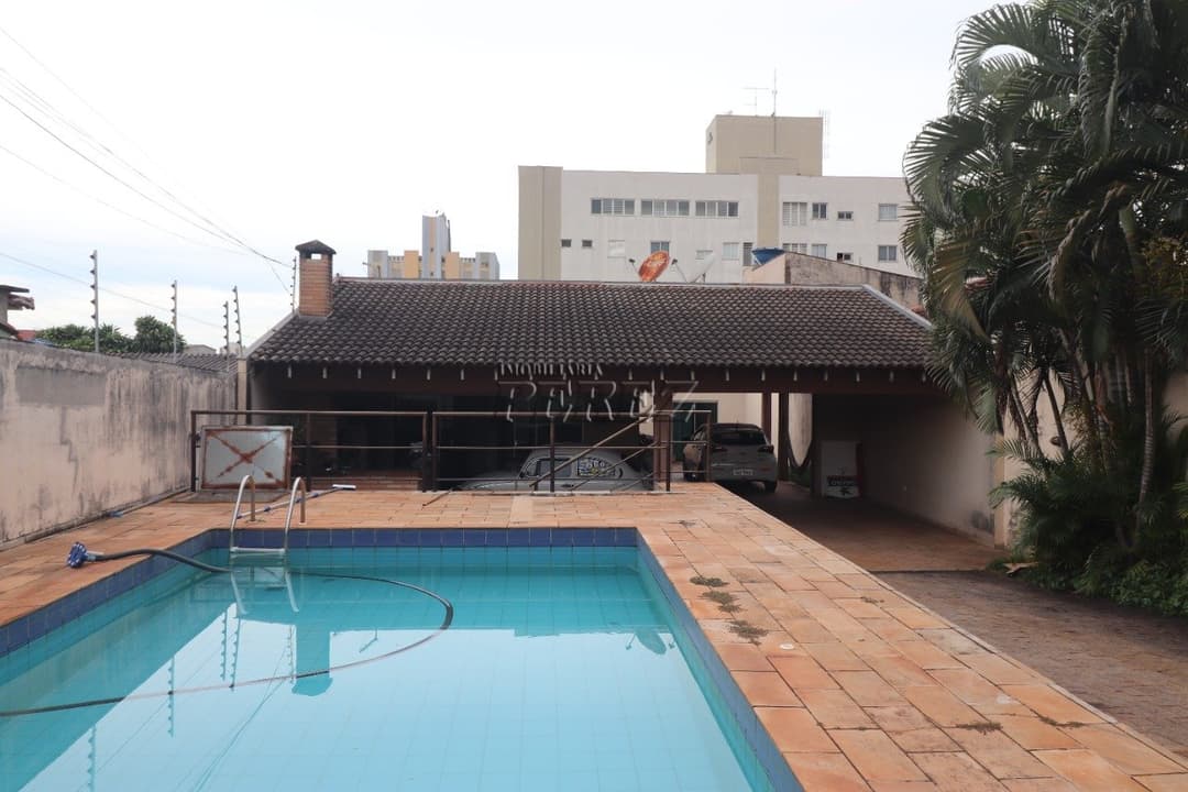 Casa a venda na rua Uruguai, centro de londrina. - Foto 1