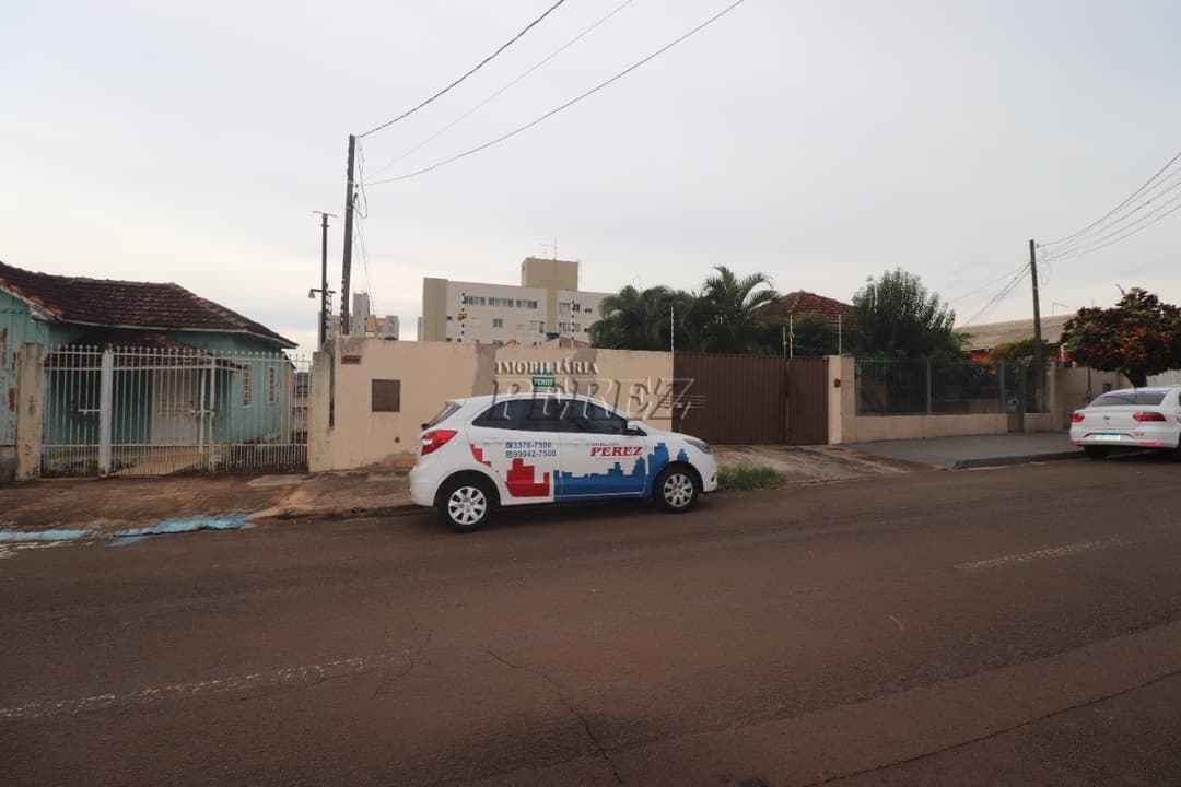 Casa a venda na rua Uruguai, centro de londrina. - Foto 0