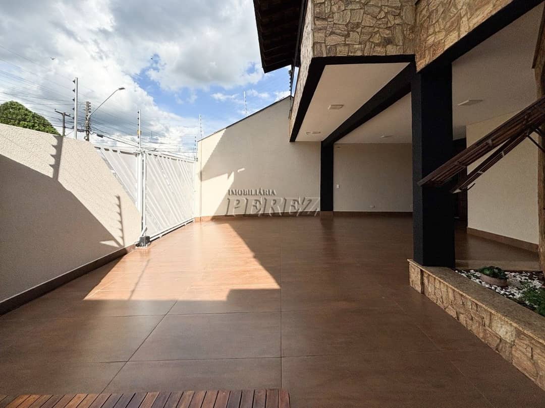 Sobrado à venda, de Luxo no Jardim Tarumã Rua Alaerte Francisco Zanoni - Foto 2