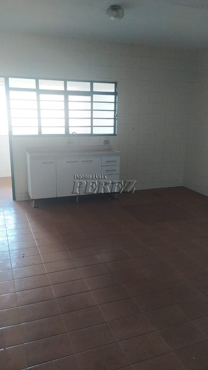 Sobrado Comercial à Venda na Avenida Dez de Dezembro - Lago Gapó - Foto 13