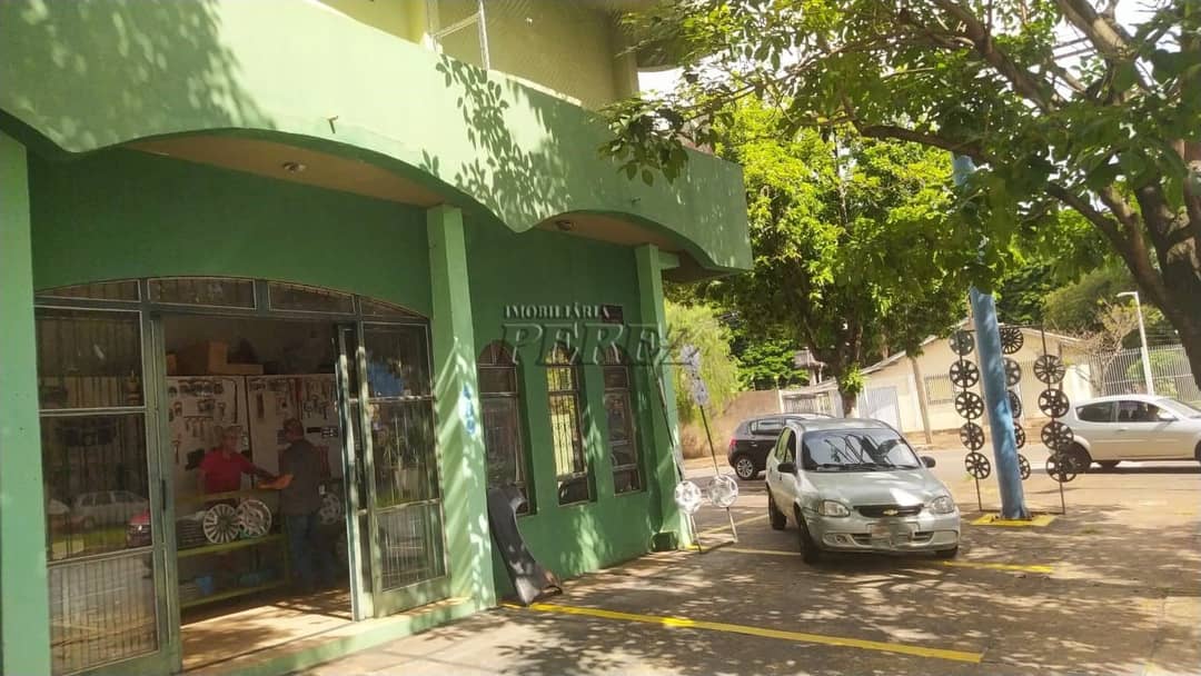 Sobrado Comercial à Venda na Avenida Dez de Dezembro - Lago Gapó - Foto 3