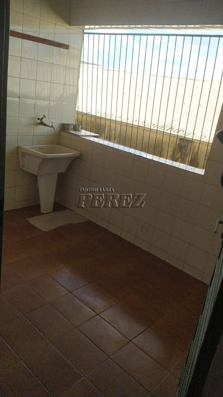 Sobrado Comercial à Venda na Avenida Dez de Dezembro - Lago Gapó - Foto 24