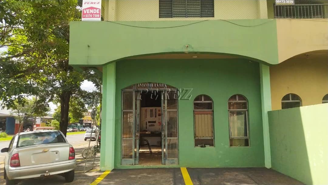 Sobrado Comercial à Venda na Avenida Dez de Dezembro - Lago Gapó - Foto 0