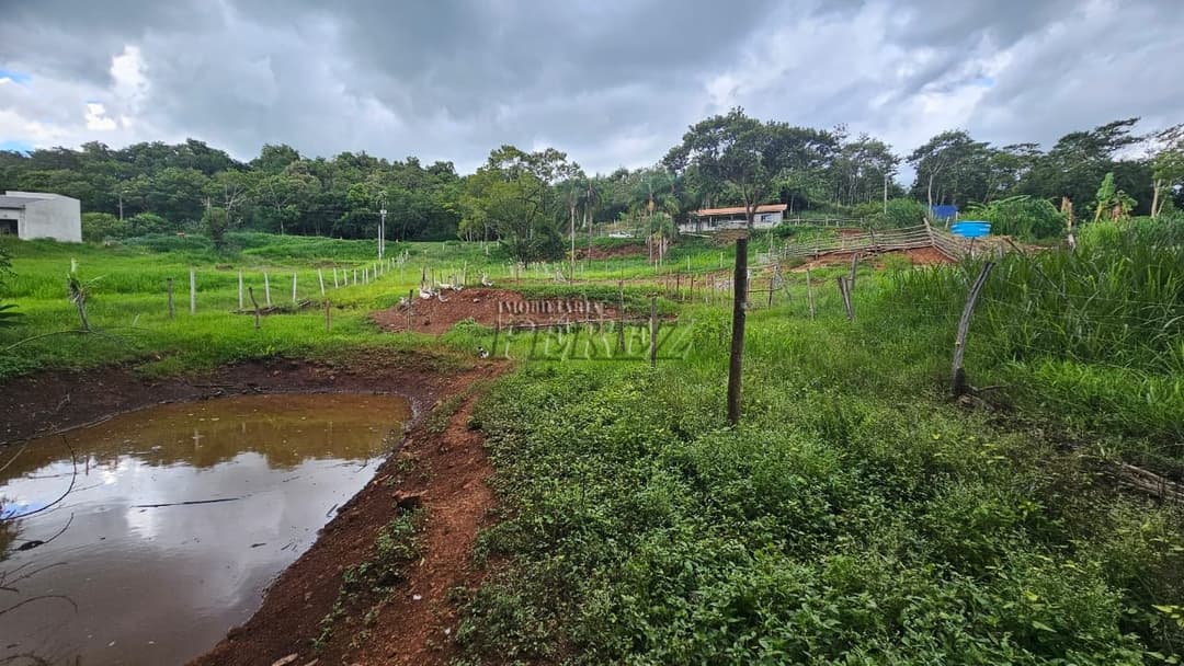 Casa à Venda na rua Pau Brasil no Condomínio Itaúna - Foto 5