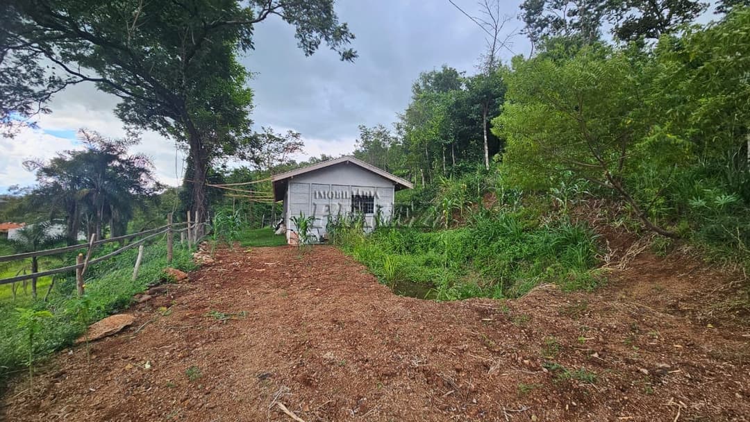 Casa à Venda na rua Pau Brasil no Condomínio Itaúna - Foto 9