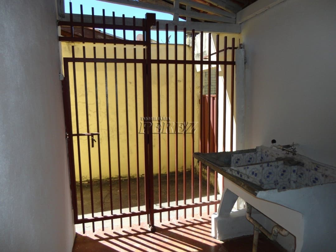 Casa à Venda - na Avenida Antônio Capello Jardim Santa Rita (Zona Oeste de Londrina) - Foto 24