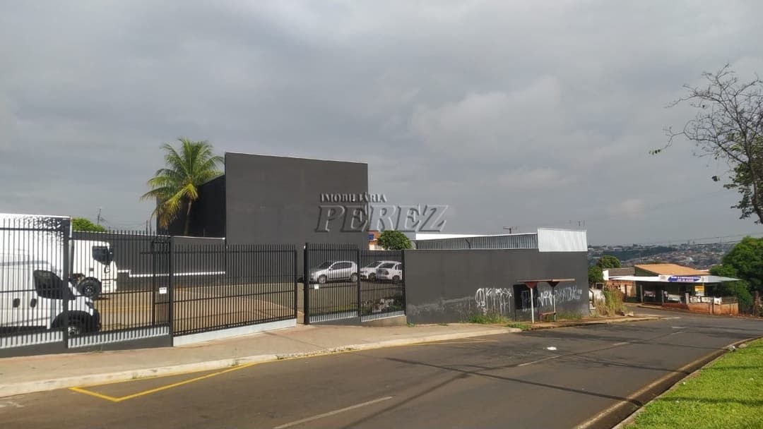 Barracão à Venda - Rua Águia Imperial, Jardim Paraíso, Zona Norte de Londrina - Foto 1