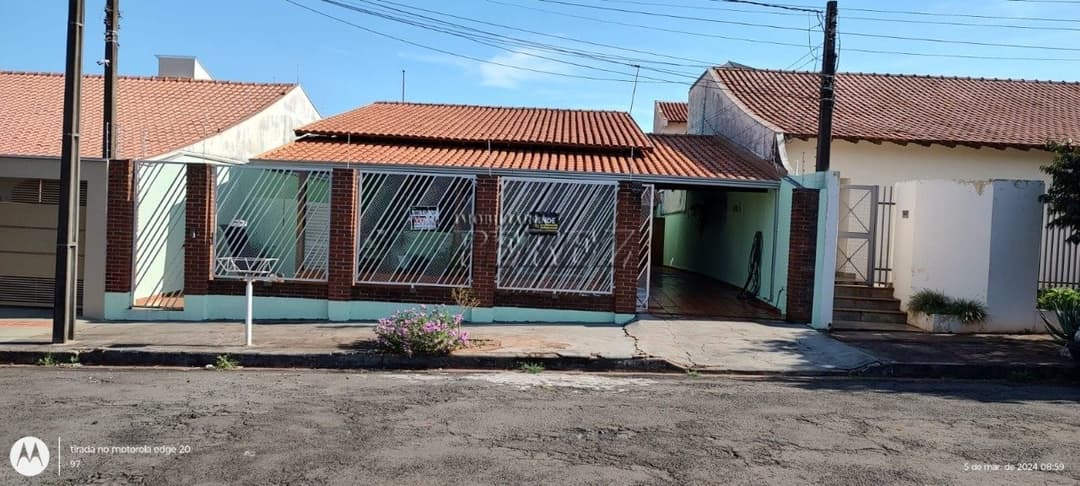Casa à Venda - Zona Leste de Londrina - Rua Franz Hesselman - Foto 1