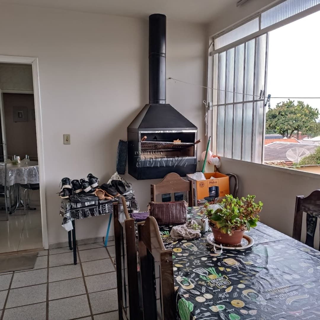 Casa à Venda na Vila Brasil - Rua Colômbia - Foto 5