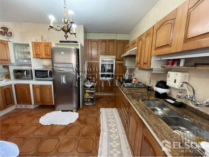 Imóvel Residencial com Salão Comercial para Venda na Vila Nova - Rua Araguaia, Londrina-PR - Foto 4