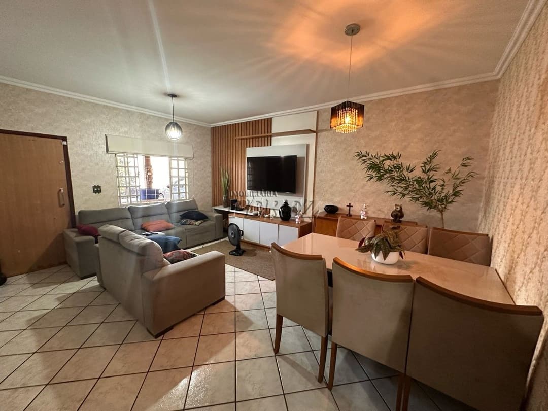 Casa à Venda na Rua Marfim, Jardim Leonor - Zona Oeste de Londrina - Foto 6