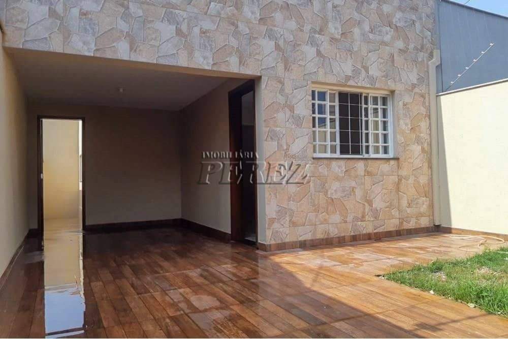 Casa Assobradada à Venda na Rua Augusto Guerino, Portal de Versalhes 1 - Londrina - Foto 2